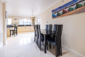 Kitchen/Diner- click for photo gallery